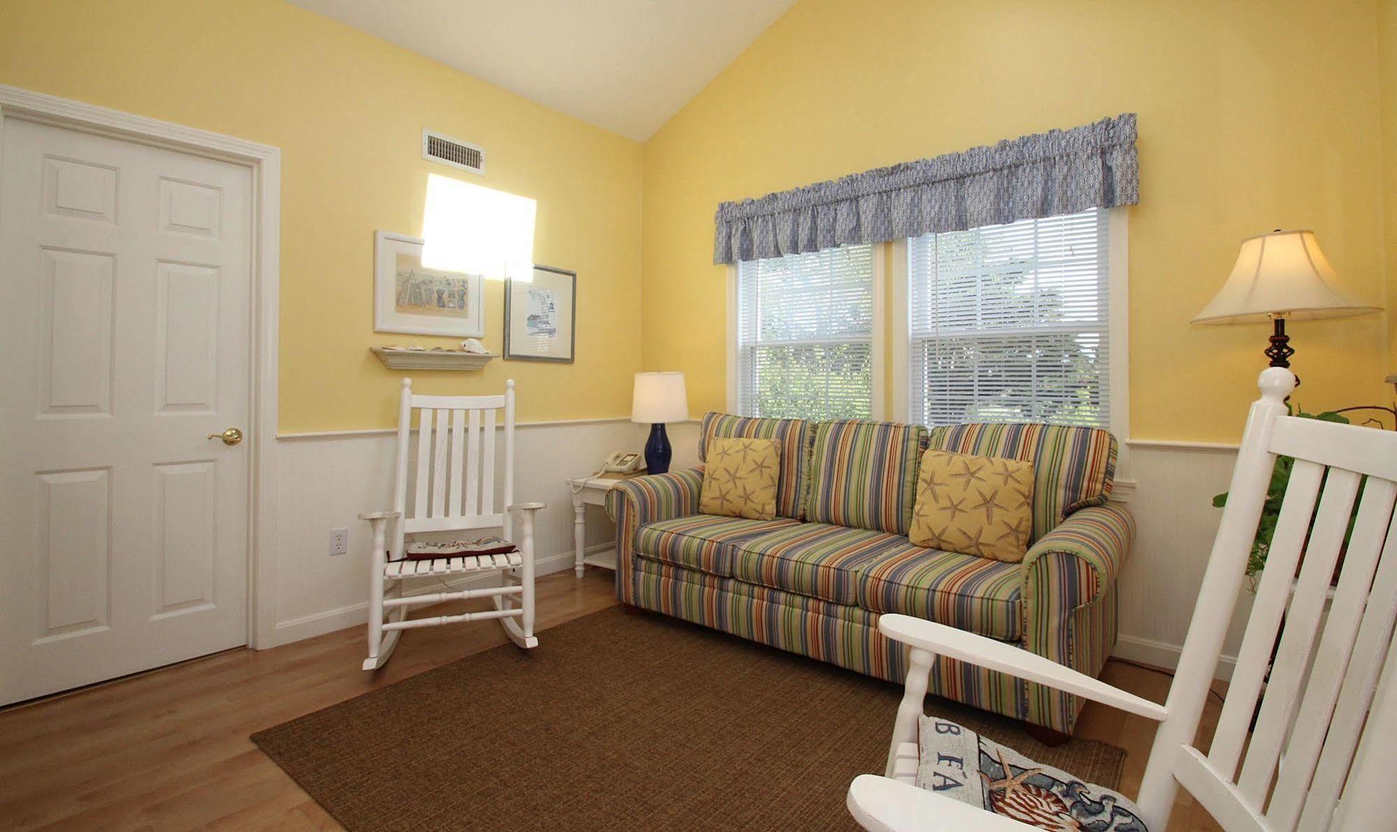 Colonial Acres Resort West Yarmouth Exterior foto